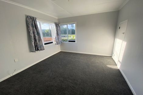 Photo of property in 8 Taupata Street, Castlecliff, Whanganui, 4501