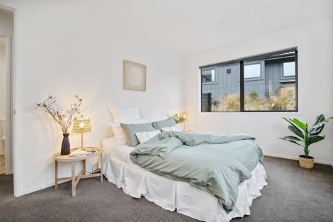 Photo of property in 7 Kinross Lane, Jacks Point, Queenstown, 9371