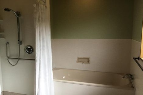 Photo of property in 50-52 The Esplanade, Omokoroa, 3114
