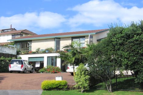 Photo of property in 2/13 Malloy Place, Eastern Beach, Auckland, 2012