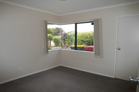 Photo of property in 108 Weggery Drive, Waikanae Beach, Waikanae, 5036