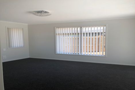 Photo of property in 21 Naeo Close, Papamoa Beach, Papamoa, 3118