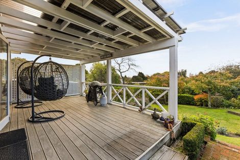 Photo of property in 1 Te Puna Place, Havelock North, 4130