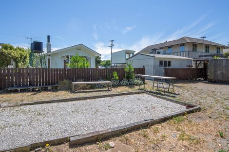 Photo of property in 39 Chamberlain Avenue, Amberley, 7481