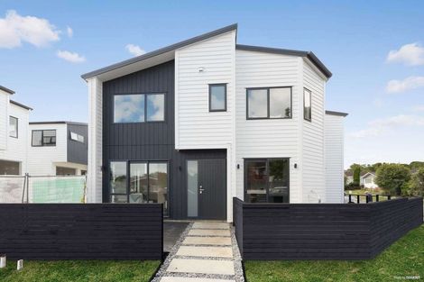 Photo of property in 17e Stanniland Street, Sunnyhills, Auckland, 2010