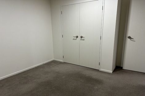 Photo of property in 24 Mulroy Place, Pinehill, Auckland, 0632