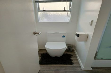 Photo of property in 19/125u Queens Drive, Lyall Bay, Wellington, 6022