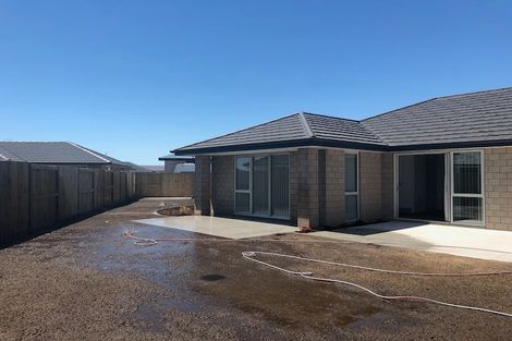Photo of property in 21 Naeo Close, Papamoa Beach, Papamoa, 3118