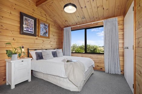 Photo of property in 42 Karioitahi Road, Waiuku, 2683