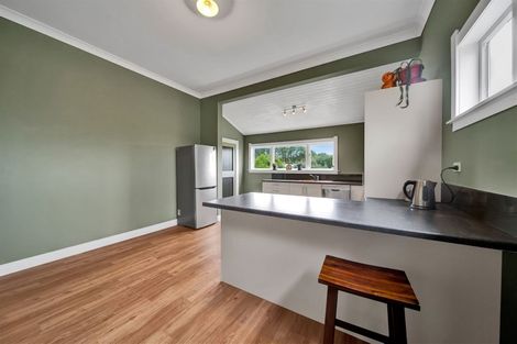 Photo of property in 335 Glover Road, Hawera, 4675