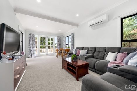 Photo of property in 24 Miromiro Road, Normandale, Lower Hutt, 5010