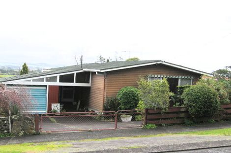 Photo of property in 24 Porter Crescent, Helensville, 0800