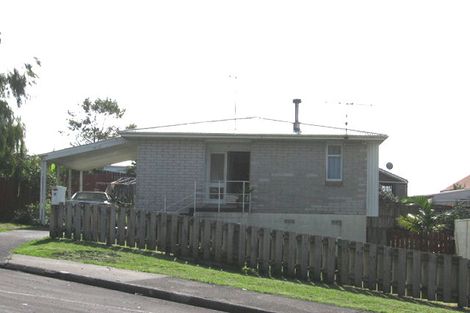 Photo of property in 11 Reverie Place, Massey, Auckland, 0614