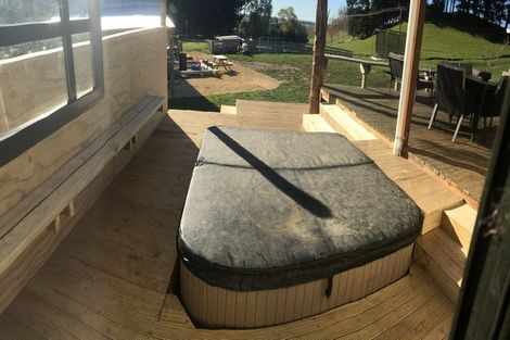 Photo of property in 360 Mutiny Road, Poukawa, Hastings, 4172