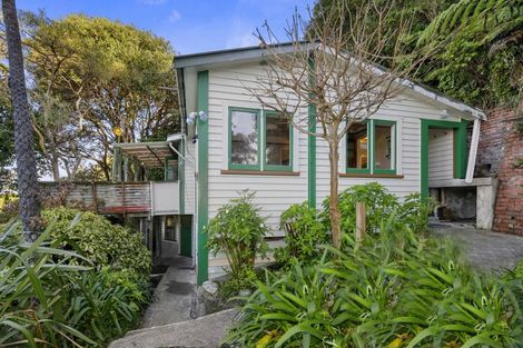 Photo of property in 2 Gurney Road, Kelson, Lower Hutt, 5010