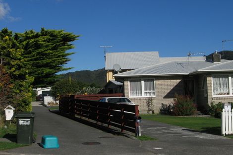 Photo of property in 8 Matariki Grove, Wainuiomata, Lower Hutt, 5014