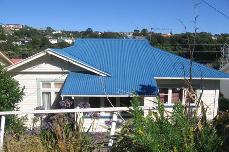 Photo of property in 139 Creswick Terrace, Northland, Wellington, 6012