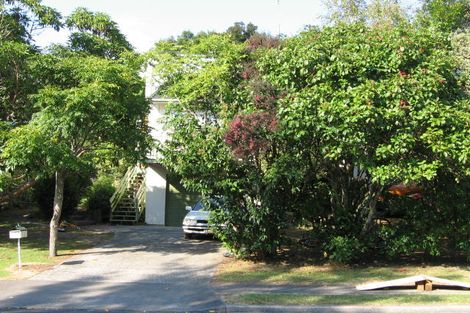 Photo of property in 28 Sandiacre Way, Browns Bay, Auckland, 0630