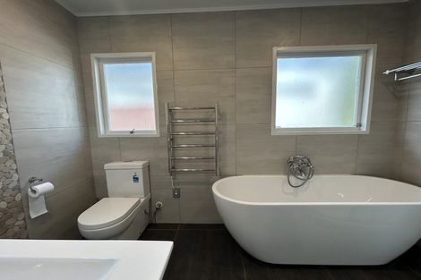 Photo of property in 38 Meadowvale Avenue, Forrest Hill, Auckland, 0620