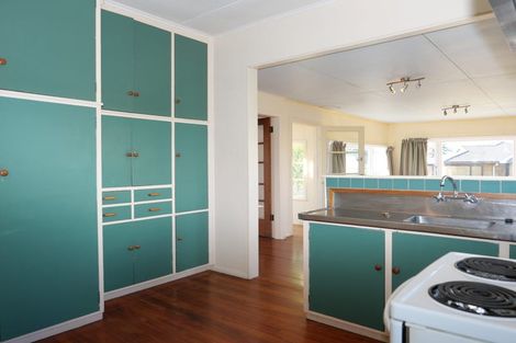 Photo of property in 4 Mckay Street, Paraparaumu Beach, Paraparaumu, 5032