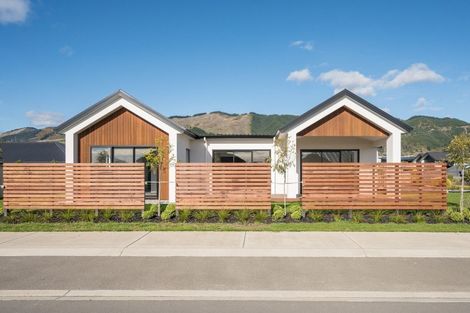 Photo of property in 1 Greenway Crescent, Hope, 7020