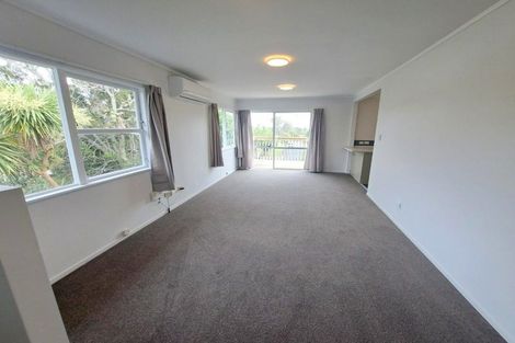 Photo of property in 100 Barrys Road, Glendene, Auckland, 0602