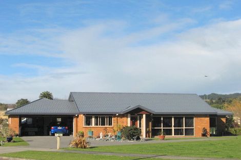 Photo of property in 24 Tait Street, Te Kamo, Whangarei, 0112