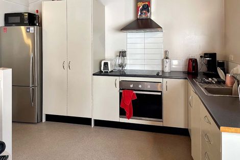 Photo of property in 289 The Terrace, Te Aro, Wellington, 6011