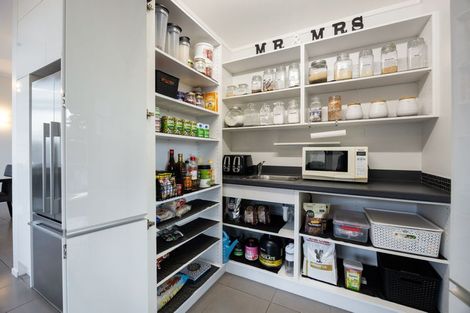 Photo of property in 18 Trinidad Place, Flagstaff, Hamilton, 3210