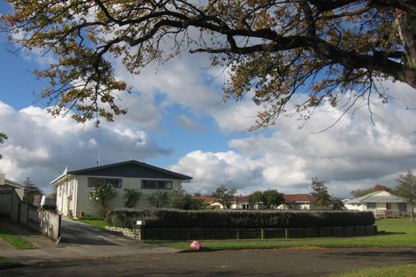 Photo of property in 1 Hobbs Place, Westbrook, Palmerston North, 4412