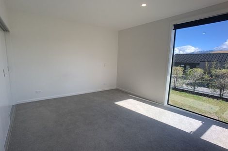 Photo of property in 4 Kotuku Lane, Jacks Point, Queenstown, 9371