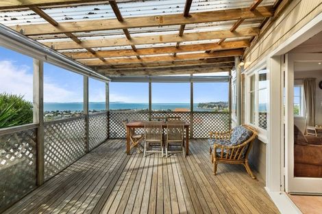 Photo of property in 17b Brightside Road, Stanmore Bay, Whangaparaoa, 0932