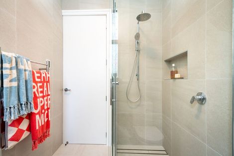 Photo of property in 18 Portland Crescent, Thorndon, Wellington, 6011