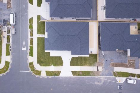 Photo of property in 52 Cooladawson Drive, Flat Bush, Auckland, 2019