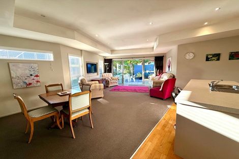 Photo of property in 6a Annies Lane, Aidanfield, Christchurch, 8025