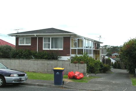 Photo of property in 1/7 Eversleigh Road, Belmont, Auckland, 0622