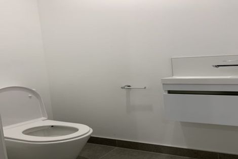 Photo of property in 4/58 Kemp Road, Massey, Auckland, 0614