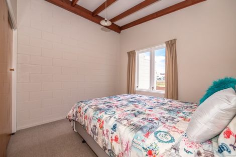 Photo of property in 1/83 Romilly Street, Westport, 7825