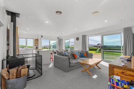 Photo of property in 87c Houchen Road, Raglan, 3295