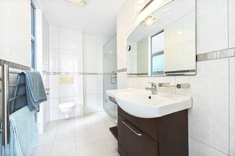 Photo of property in 217a East Coast Road, Campbells Bay, Auckland, 0620