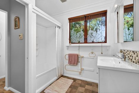 Photo of property in 33 Venice Street, Martinborough, 5711
