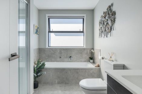 Photo of property in 31 Crown Street, Papamoa, 3118