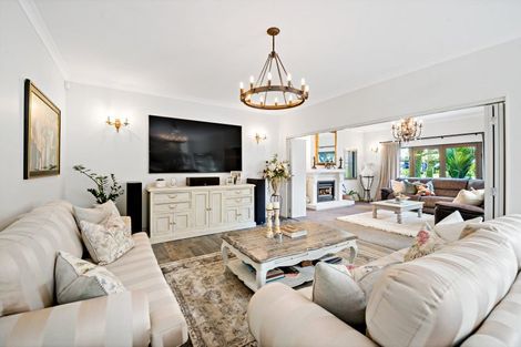 Photo of property in 121 Access Road, Kumeu, 0891