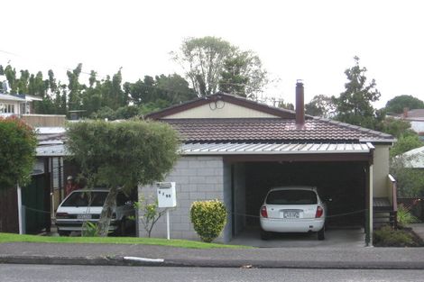 Photo of property in 1/66 Mcleod Road, Te Atatu South, Auckland, 0610