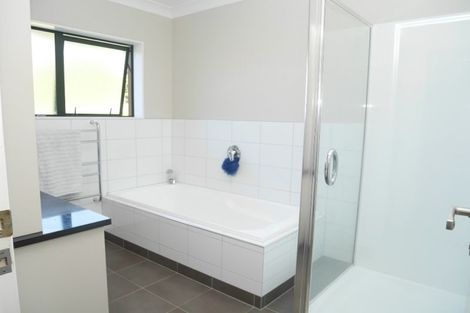 Photo of property in 40 Otaihanga Road, Otaihanga, Paraparaumu, 5036