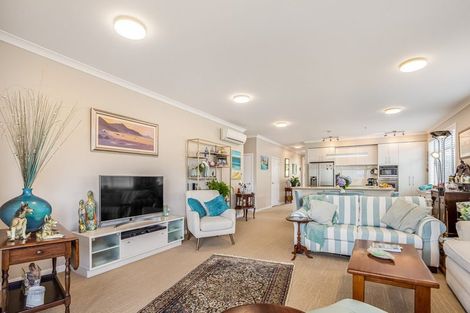 Photo of property in 48 Landmark Terrace, Orewa, 0931