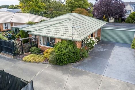 Photo of property in 6 Innisfree Place, Northwood, Christchurch, 8051