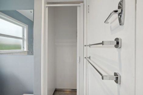 Photo of property in 2 Selwyn Street, Levin, 5510