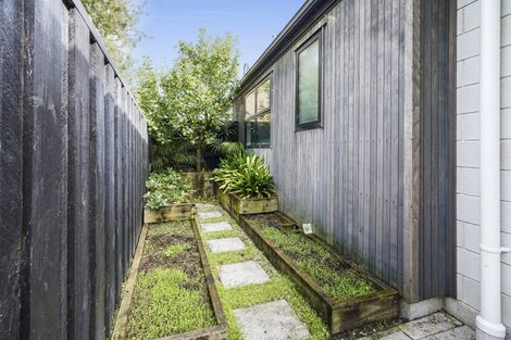 Photo of property in 32u3 Rutherford Street, Chedworth, Hamilton, 3210