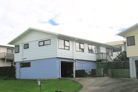 Photo of property in 3 Kearney Place, Massey, Auckland, 0614